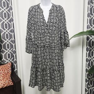 NY Collection Flowy Black and White Patterned Longsleeve Dress
